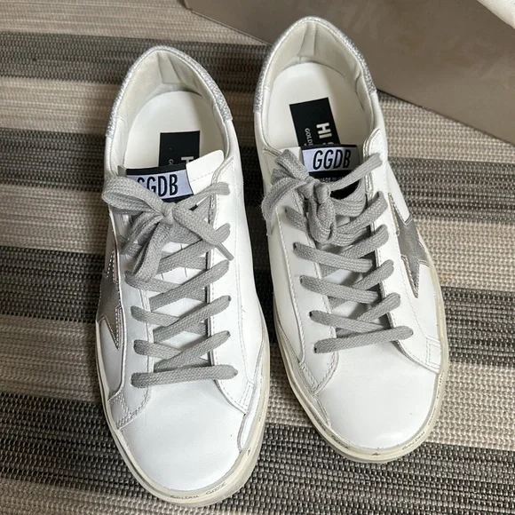 Golden Goose High Star sneaker in white and silver - Picture 2 of 16